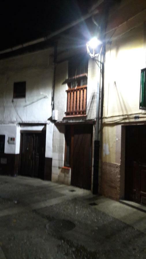 La Casita Del Jerte Apartment Cabezuela Del Valle Exterior photo